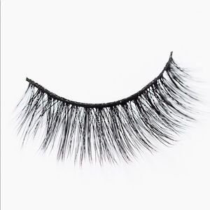 Brand New Mi Beauti Attraction Lashes